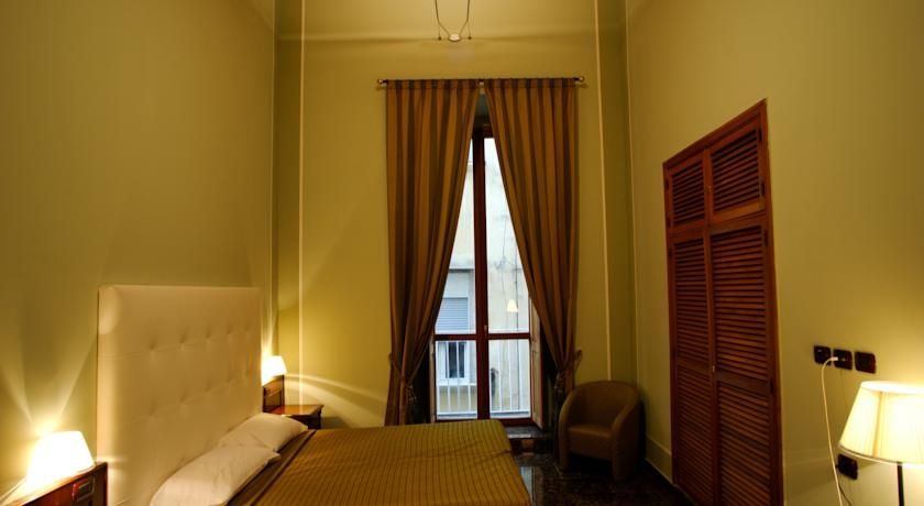 Le Stanze Del Vicere Boutique Hotel Neapel Exteriör bild